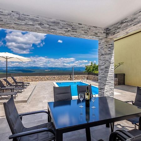 Holiday House San Michele Vrh  Экстерьер фото